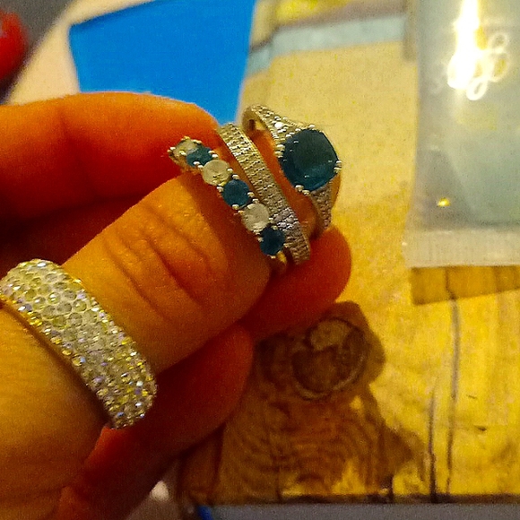 Trio OF RINGS - Picture 6 of 8